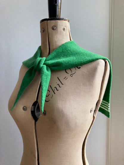 Pea-pod Green: Lambswool Sailor Neckerchief Scarf - Betty