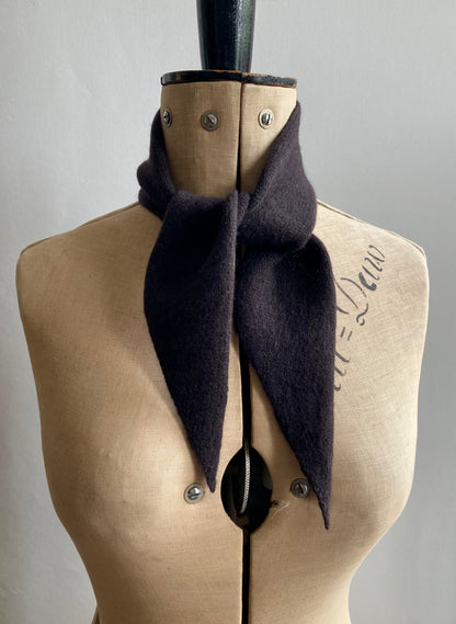 Black Coffee: Lambswool Ribbon Neckerchief Scarf - Lana