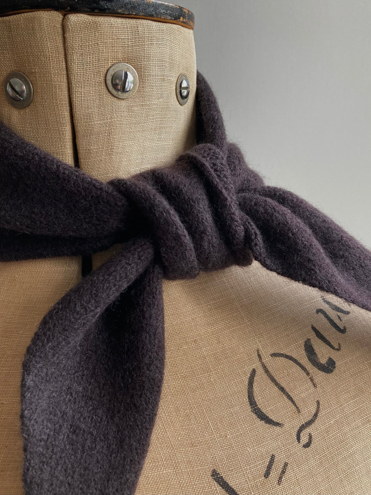 Black Coffee: Lambswool Ribbon Neckerchief Scarf - Lana