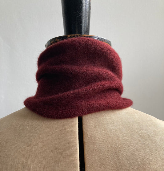 Conker & Scarlet Stripe: Lambswool Neck-Tie Scarf - Audrey